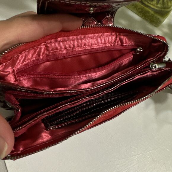 Vintage Y2K Buckle Three Fold Soho Small Keychain Wallet Faux Leather Mirrored - Picture 9 of 13